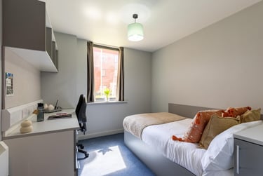 Classic Ensuite - Image 1