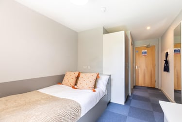 Classic Ensuite - Image 4