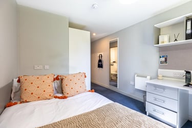 Classic Ensuite - Image 10
