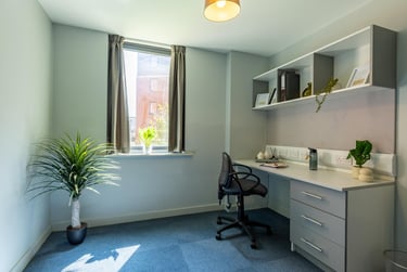 Gold Ensuite - Image 16