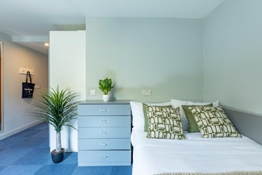 Gold Plus Ensuite - Image 7