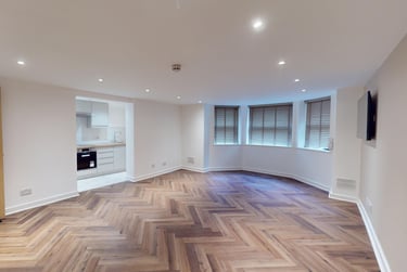 2 bed house, Hyde Terrace, Woodhouse, Leeds, LS29LN - Image 2
