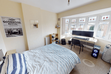 3 bed house, Oaklands Avenue, City Centre, Loughborough, LE113JF - Image 5