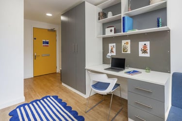 Bronze Studio - Image 1