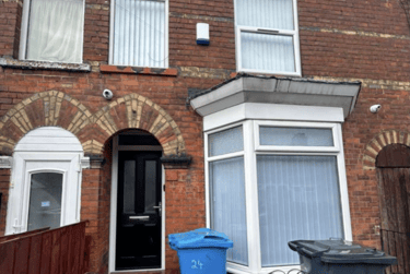 2 bed house, Torrington Street, Newland, Hull, HU52EW - Image 1