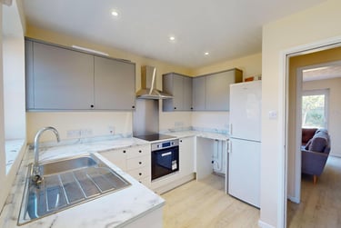 4 bed house, Heron Drive, Lenton, Nottingham, NG72DF - Image 1