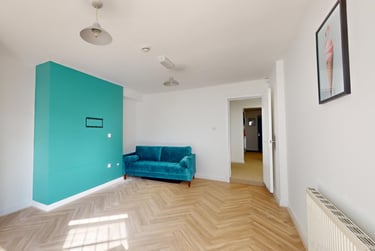 3 bed house, Moorland Avenue, Hyde Park, Leeds, LS61AP - Image 2