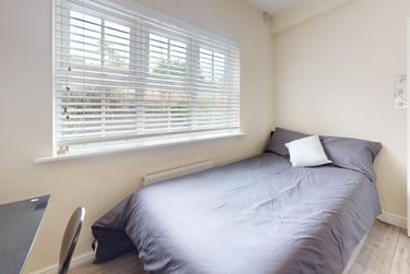 4 bed house, Goods Yard Close, City Centre, Loughborough, LE115EB - Image 12