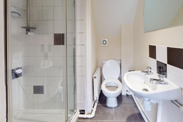 4 bed house, Goods Yard Close, City Centre, Loughborough, LE115EB - Image 7