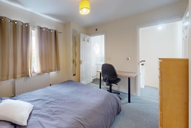 4 bed house, Goods Yard Close, City Centre, Loughborough, LE115EB - Image 8