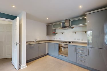 2 bed house, St Ann's Court, Kirkstall, Leeds, LS53LF - Image 5
