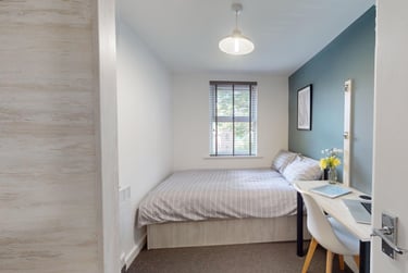 2 bed house, St Ann's Court, Kirkstall, Leeds, LS53LF - Image 7