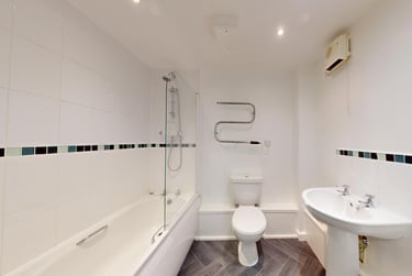 2 bed house, St Ann's Court, Kirkstall, Leeds, LS53LF - Image 8