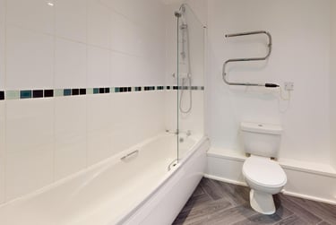 2 bed house, St Ann's Court, Kirkstall, Leeds, LS53LF - Image 11