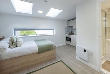 Top Floor Classic Studio - Image 6