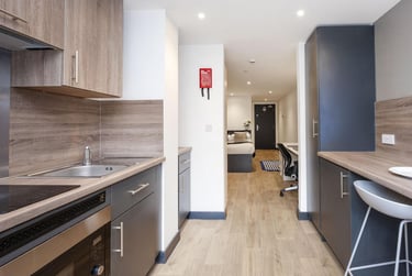 Premium Studio at Innovo House, 60 Devon Street, Low Hill, Liverpool, L38AJ - Image 3