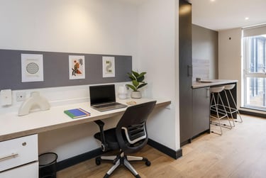Premium Studio at Innovo House, 60 Devon Street, Low Hill, Liverpool, L38AJ - Image 4