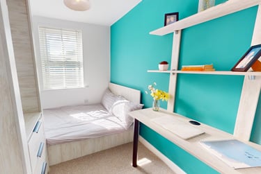2 bed house, St Ann's Place, Kirkstall, Leeds, LS53LF - Image 4