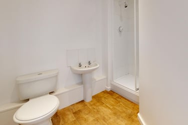 2 bed house, St Ann's Place, Kirkstall, Leeds, LS53LF - Image 10