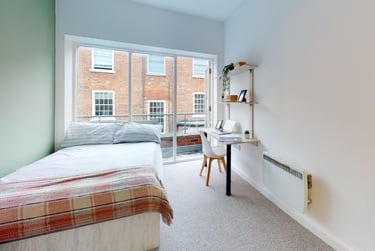 4 bed house, Yalta Court, Woodhouse, Leeds, LS29AG - Image 7
