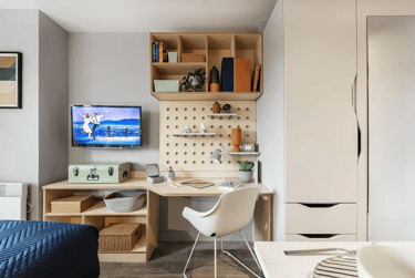 Essential at Huxley Studios, 44 Stanley Place, City Centre, Edinburgh, EH75TB - Image 1