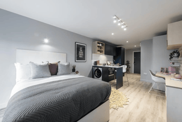Premium at Huxley Studios, 44 Stanley Place, City Centre, Edinburgh, EH75TB - Image 1