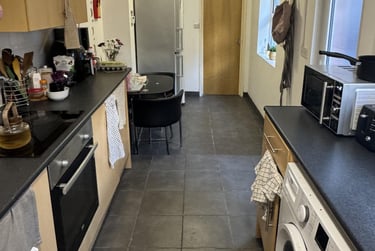 4 bed house, Monks Road, City Centre, Lincoln, LN25PG - Image 3