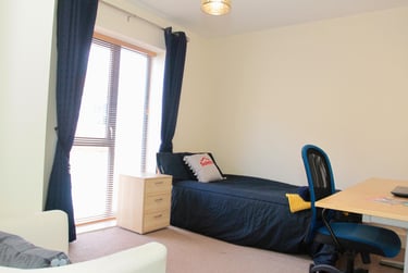 4 bed house, Wheatsheaf Way, Knighton, Leicester, LE26EQ - Image 2