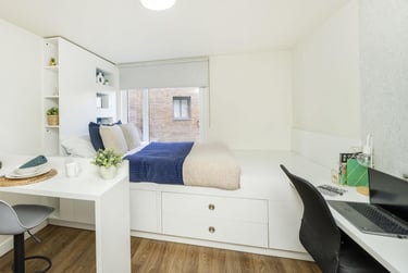 Studio Plus Fourth Floor - Image 1