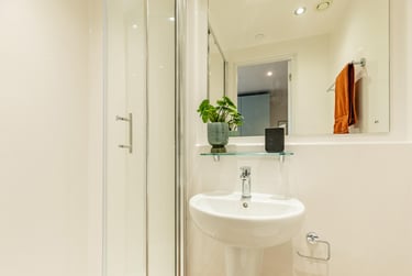 Platinum Studio at Centre Court, Alfreton Road, Lenton, Nottingham, NG73NS - Image 5
