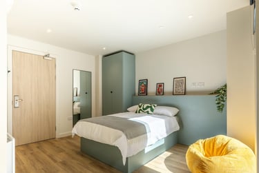 Platinum Studio at Centre Court, Alfreton Road, Lenton, Nottingham, NG73NS - Image 1