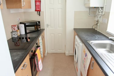 4 bed house, West Avenue, Clarendon Park, Leicester, LE21TS - Image 3