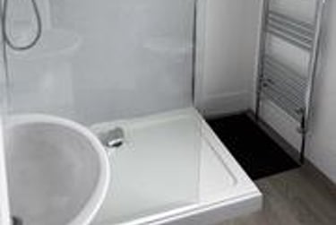 2 bed house, Queens Road, Clarendon Park, Leicester, LE21TT - Image 4