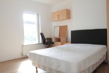 2 bed house, Queens Road, Clarendon Park, Leicester, LE23FS - Image 4