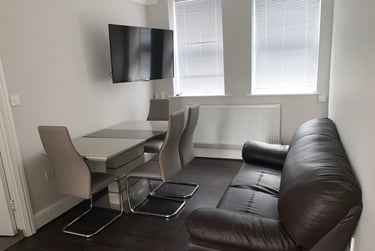 3 bed house, Broomhall Road, Broomhall, Broomhall, Sheffield, S102DN - Image 2