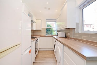 5 bed house, Queens Road, Highfield, Heeley, Sheffield, S24DH - Image 1