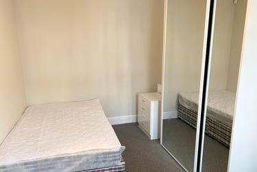 5 bed house, Vincent Road, Highfield, Sheffield, S71BY - Image 9