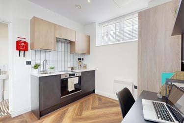 1 bed house, Thurloe Street, Victoria Park, Manchester, M145SG - Image 1
