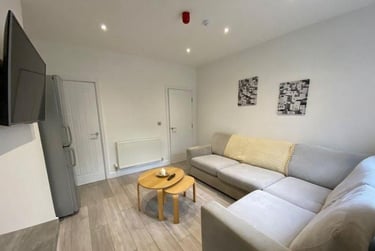 4 bed house, Penley Street, Sharrow, Sheffield, S118BG - Image 4