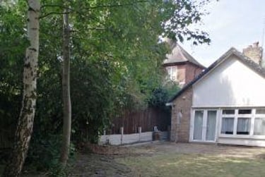 5 bed house, Oundle Drive, Lenton, Nottingham, NG81BN - Image 2