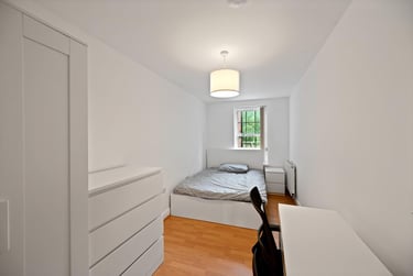 4 bed house, 198 Broomhall Street, Broomhall, Sheffield, S37SQ - Image 1