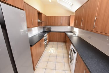 5 bed house, Rothesay Avenue, Radford, Nottingham, NG71PU - Image 6