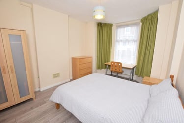 4 bed house, Teversal Avenue, Radford, Nottingham, NG71PY - Image 2