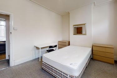 3 bed house, Edmund Road, Heeley, Sheffield, S24EG - Image 7