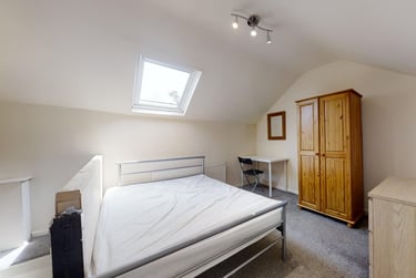 3 bed house, Edmund Road, Heeley, Sheffield, S24EG - Image 11
