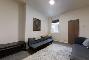 3 bed house, Shoreham street, Heeley, Sheffield, S14ST - Image 1