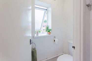 4 bed house, Hermitage Road, City Centre, Loughborough, LE114PA - Image 9