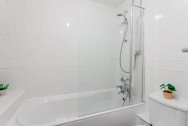 4 bed house, Kingfisher Way, City Centre, Loughborough, LE113NF - Image 14