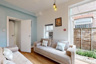 6 bed house, Rusholme Place, Rusholme, Manchester, M145TE - Image 3