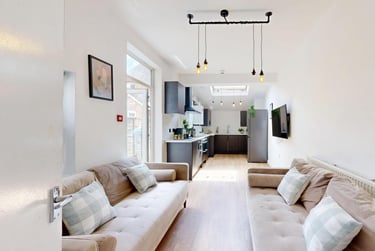 6 bed house, Rusholme Place, Rusholme, Manchester, M145TE - Image 5